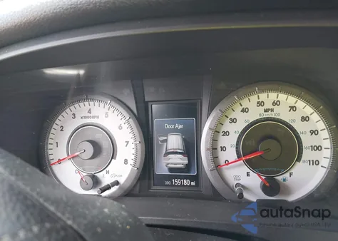 2016 Toyota Sienna Se 8 Passenger z USA, uszkodzony, nr VIN 5TDXK3DC6GS731229